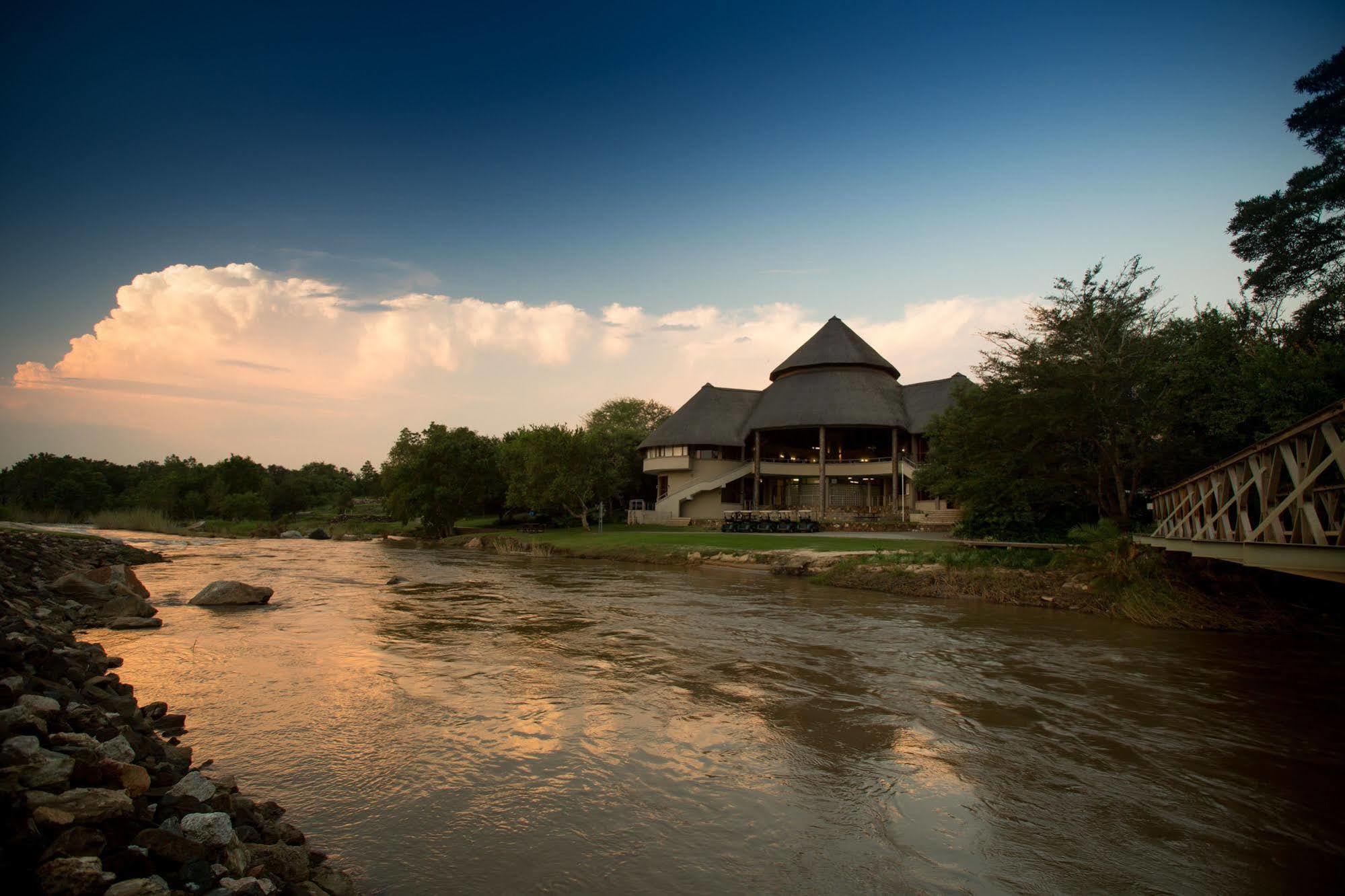 Nkonyeni Lodge & Golf Estate Ngwempisi Luaran gambar